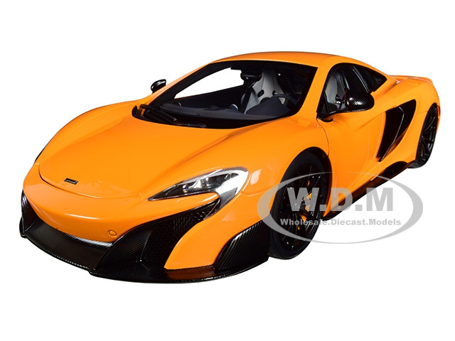 AUTOart McLaren 675LT — 1:18